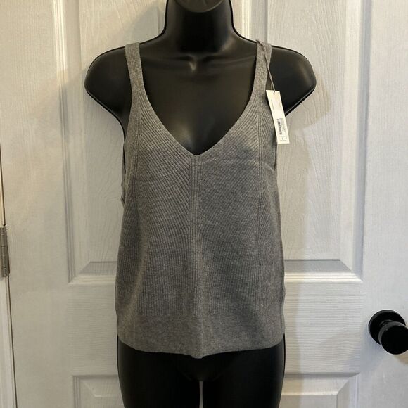 NWT A New Day Super Soft Knit V-neck Tank Top, Size Large Gray - Picture 1 of 16